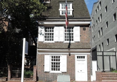 Explore the History and Charm of Betsy Ross House